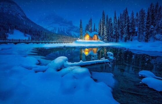 Lake Louise, Emerald Lake & Peyto Lake 3 lakes tour from Canmore