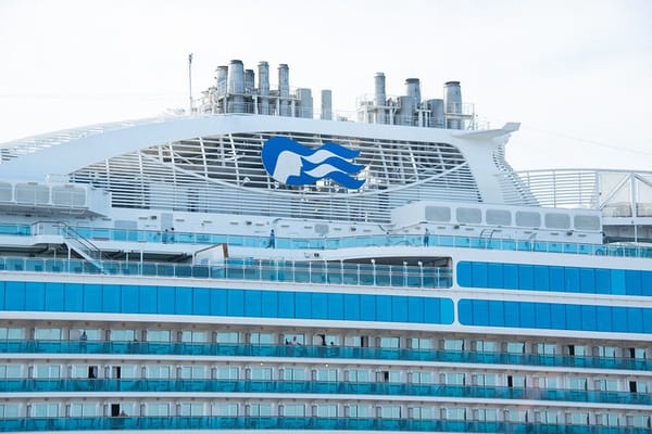 Private transfers to/from Portsmouth International Port and London City Airport