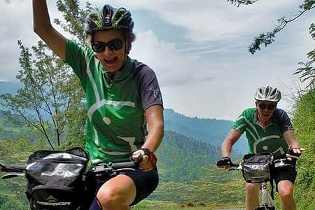 Kandy Adventure Tour: Cycling, Hiking, Ziplining & Waterfall Trekking