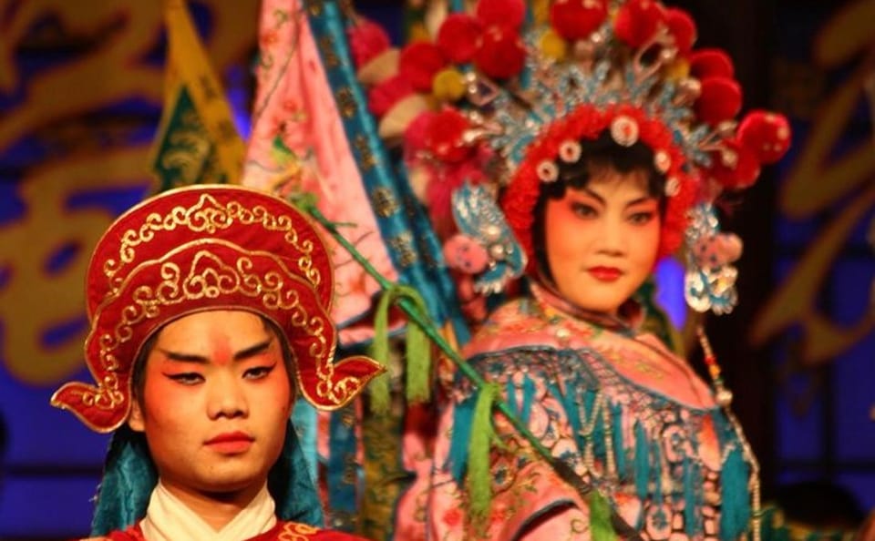 Sichuan Opera Show at Shu Feng Ya Yun Theatre in Chengdu