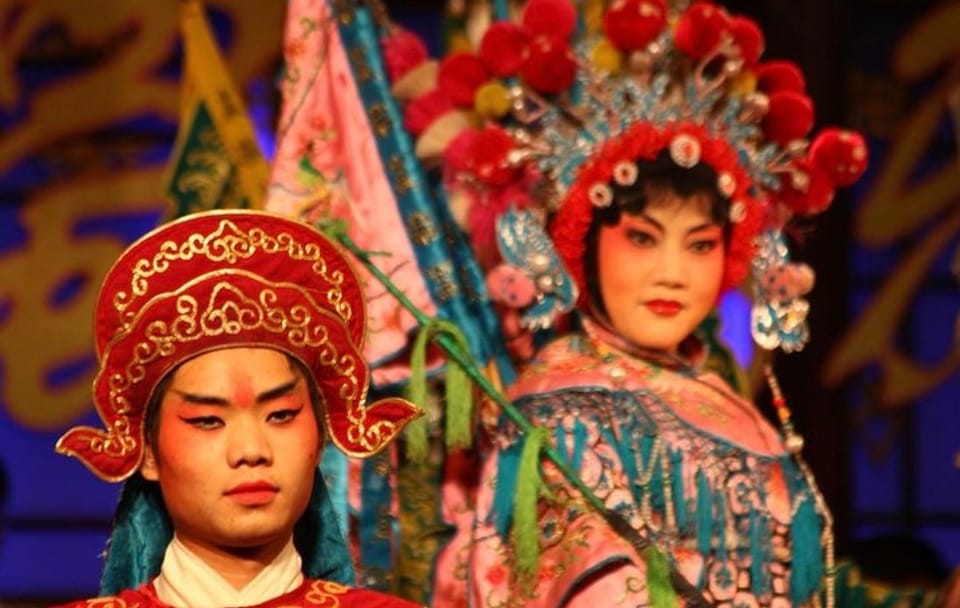 Sichuan Opera Show at Shu Feng Ya Yun Theatre in Chengdu