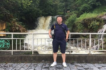 Sapa Easy Trekking Day Tour for kids and Seniors by Car Transfer