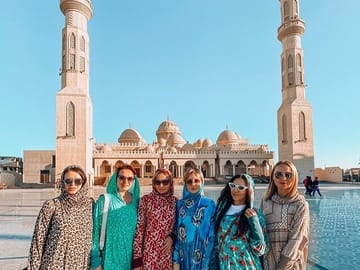 Private City Tour of Hurghada with Shopping Experience