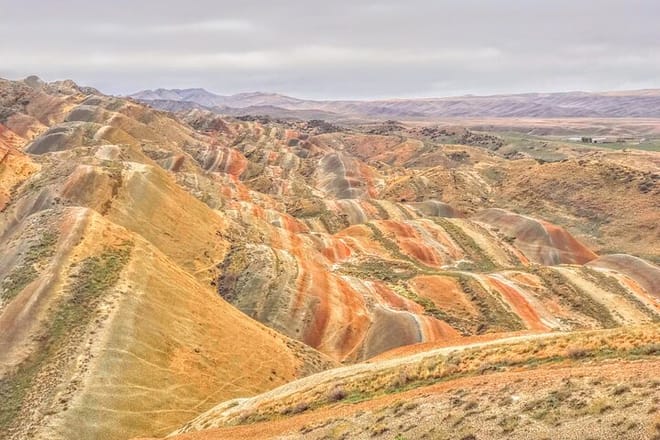 Rainbow mountain tour