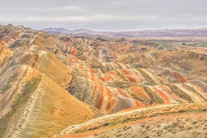 Rainbow mountain tour