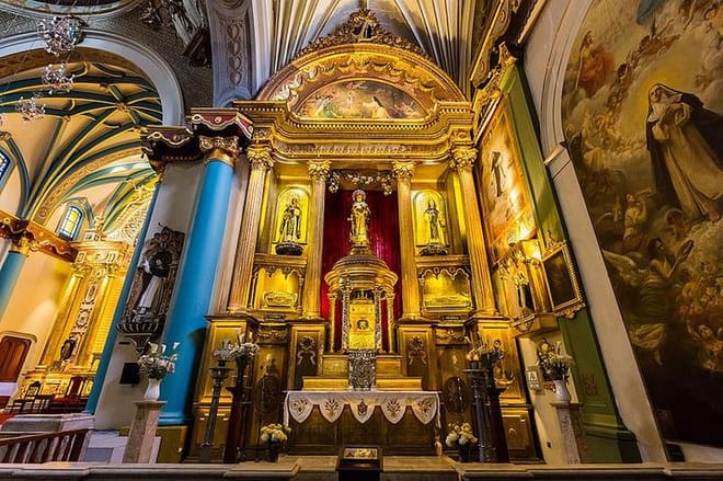 Small-Group Visit to Larco Museum, Downtown Lima and Santo Domingo Convent 4