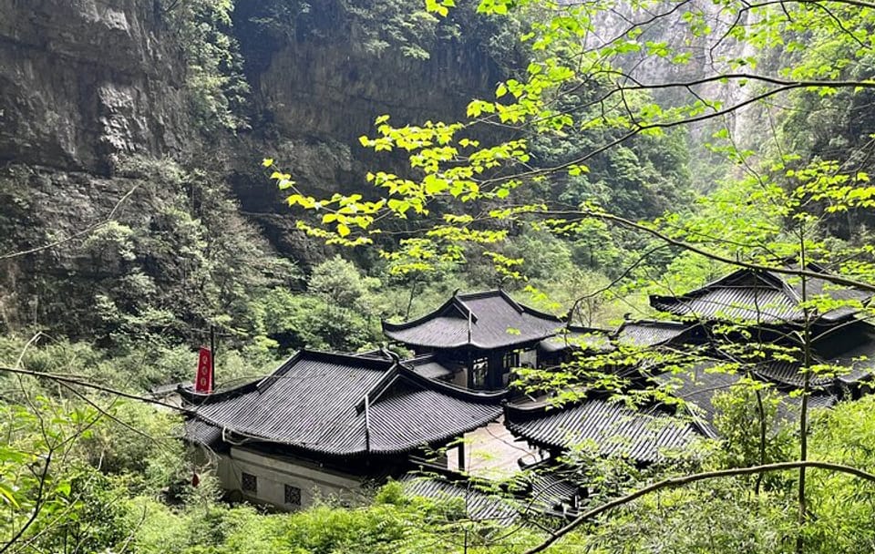 Private Wulong Karst Landscape Tour with Local Lunch