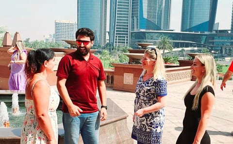 Cultural Tour of Sheikh Zayed Mosque and BAPS Temple in Abu Dhabi