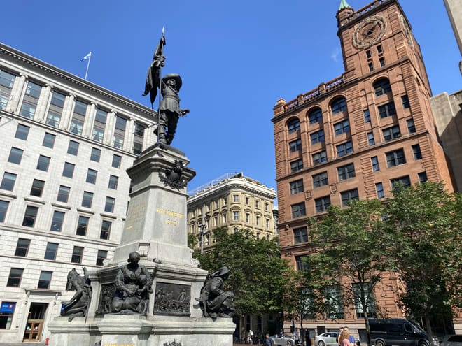 Private Old Montréal Walking Tour 8