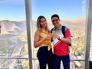 Private Shopping Tour in Santiago: Sky Costanera & Lapislázuli