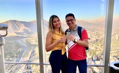 Private Shopping Tour in Santiago: Sky Costanera & Lapislázuli