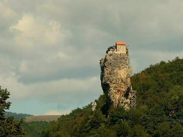 Katskhi Pillar