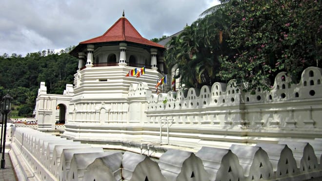 Make your honeymoon memorable with this romantic honeymoon package to Sri Lanka. photo 6