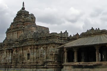 Cultural and Nature Tour from Hubli to Hampi and Goa