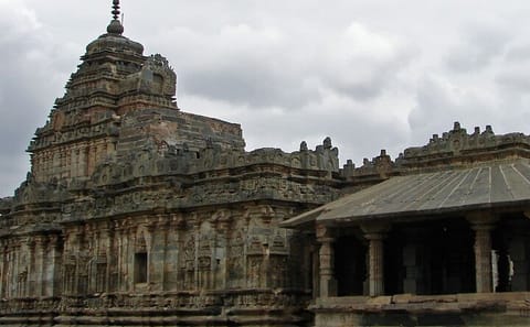 Cultural and Nature Tour from Hubli to Hampi and Goa