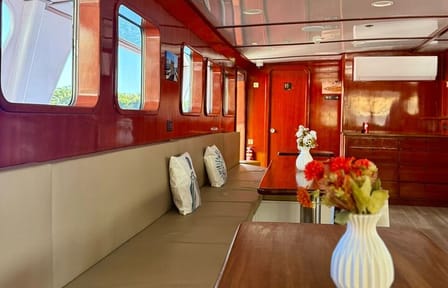 Full Day Boat Cruise Around Malta with Lunch and Swim Stops