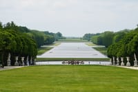 VIP Open Deck Bus Experience in Paris with Cruise and Versailles 6
