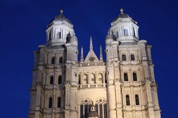 Private Guided Tour of Gothic Landmarks in Dijon
