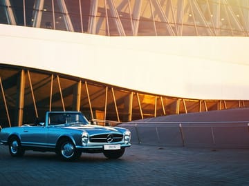 Stuttgart Full Day City Tour with Photography Highlights
