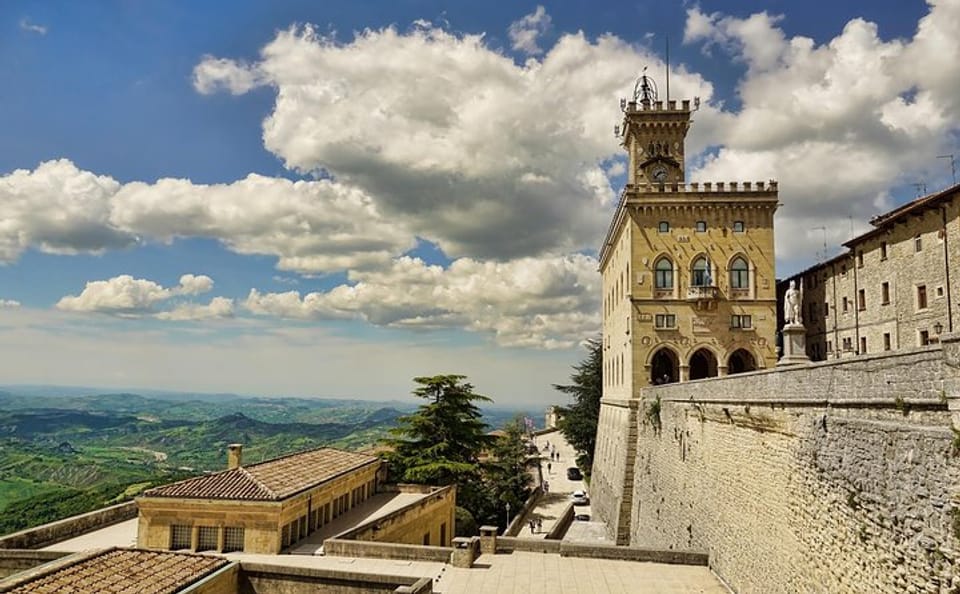 Walking Tour of San Marino's Monte Titano and Old Town