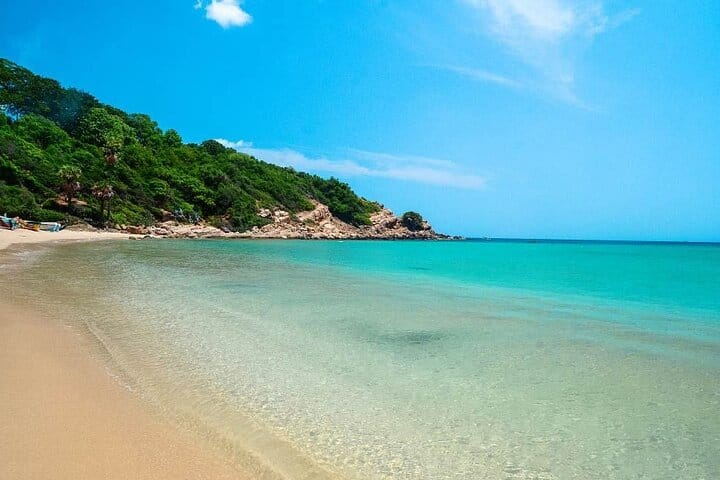 Trincomalee and Nilaveli beach Tour from Polonnaruwa 3