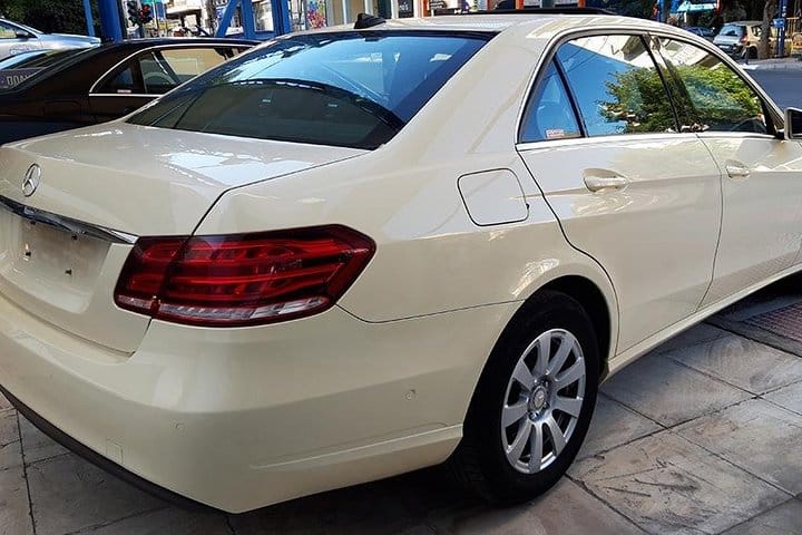 Private Transfers From Athens To Port of Kyllini 5