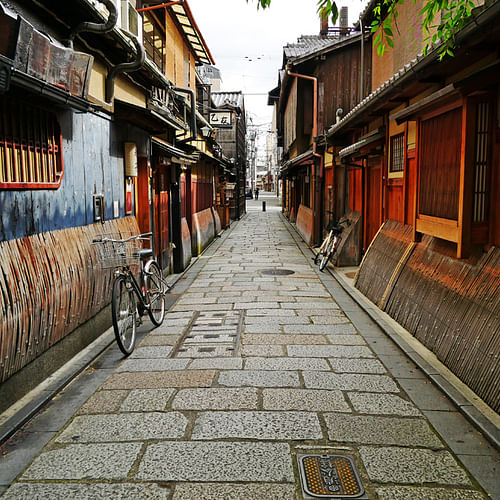 Kyoto Geisha Districts Walking Tour