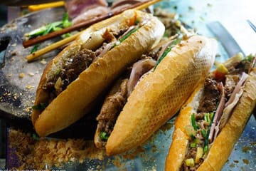 Tasting 8 Different Hanoi Street Foods at Night Time