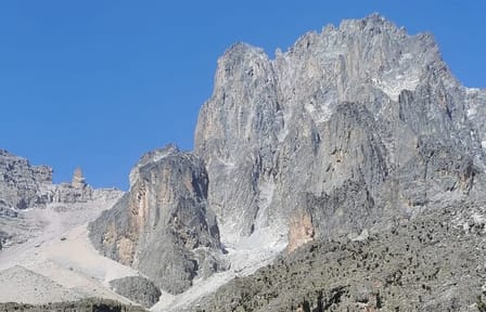 5-Day Mount Kenya Climbing Adventure via Sirimon and Chogoria