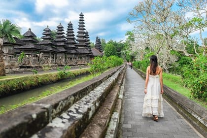 Private Tour: Full-Day Tanah Lot and Uluwatu Temples with Kecak Fire Dance Show