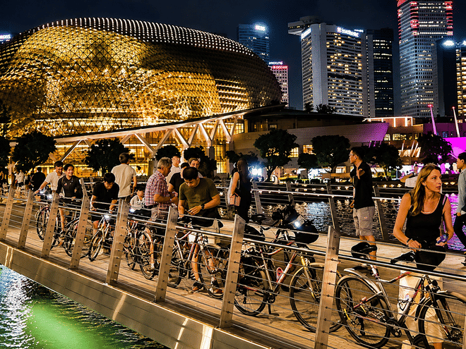Singapore Marina Bay Small Group Night Cycling Tour 8