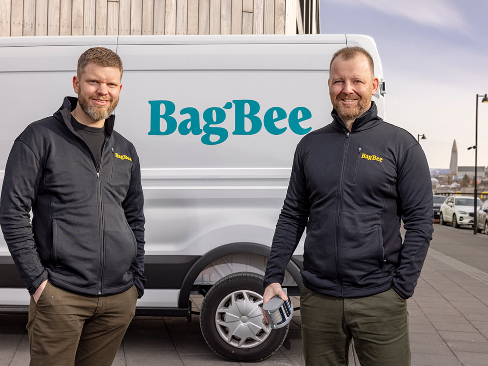 Baggage Transport from Hotel to KEF Airport — BagBee