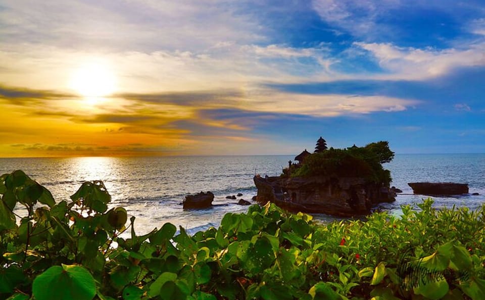 Private Full-Day Temple Tour in Bali with Uluwatu Visit