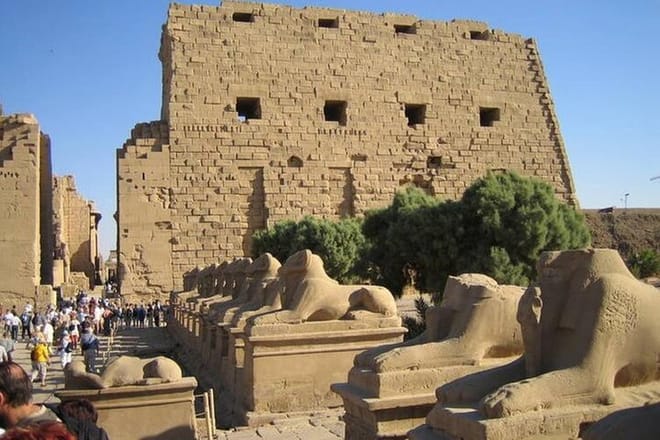 Luxor Valley of the Queens Hatshepsut Karnak Temples - Hurghada