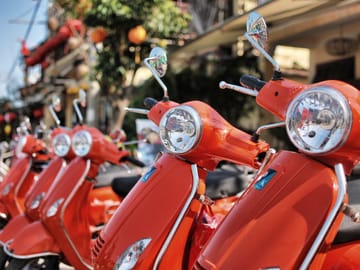 Hoi An Night Food Tour by Electric Scooter