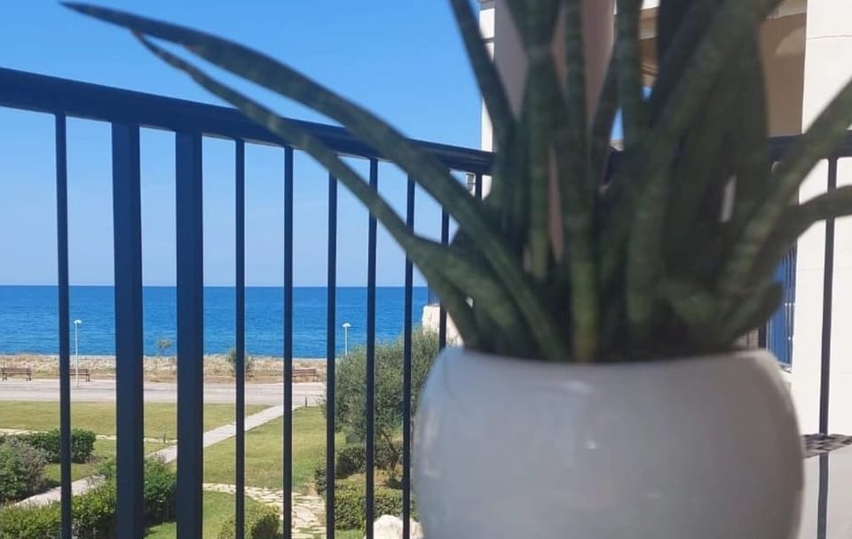 3-Night Romantic Villa Stay with Sunset Dinner in Maleme, Crete