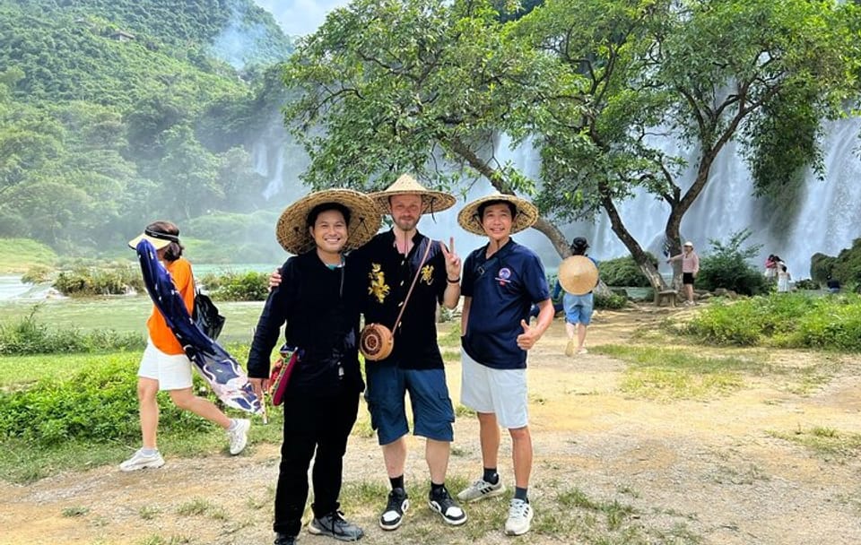 From Hanoi: Ban Gioc Waterfall – Angel Mountain 2nights/1day