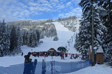 Vancouver & Outdoor Adventure at Cypress Mountain Private Tour