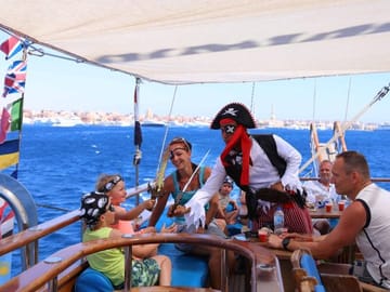 Pirates Sailing Boat to Ras Mohammed & White island