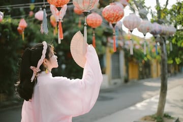 Private Ao Dai Photoshoot in Hoi An Ancient Town