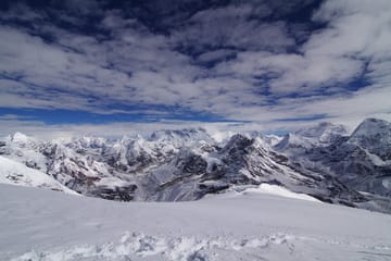 19 Days Mera Peak Climbing & Expedition – One Life-Changing Himalayan Adventure