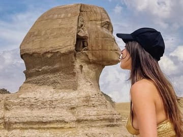 Private Guided Tour of Giza Pyramids and Sphinx with Lunch