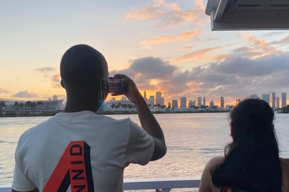 Miami Evening Cruise of Biscayne Bay & Millionaires’ Homes