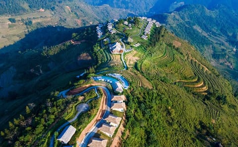 Luxury 3-Day Mountain Bike Tour in Sapa from Hanoi