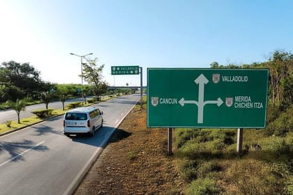 Chichen Itza Private Tour plus Cenote and Valladolid Visit