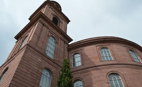 Guided Tour of Paulskirche in Frankfurt's Historical Context