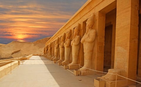 Luxor Valley of the Kings Day Tour from Hurghada by Bus
