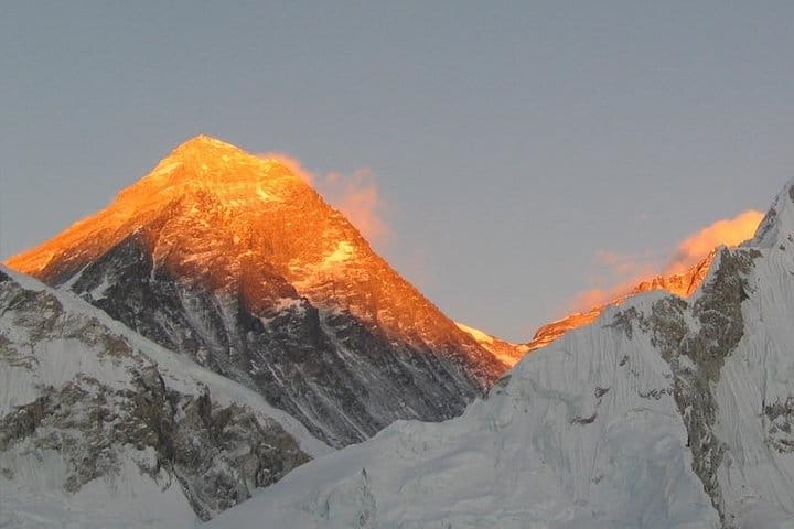 19 Days Mera Peak Climbing & Expedition – One Life-Changing Himalayan Adventure