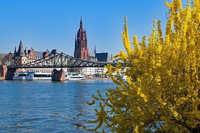 Public Frankfurt Tour: Small Group 5
