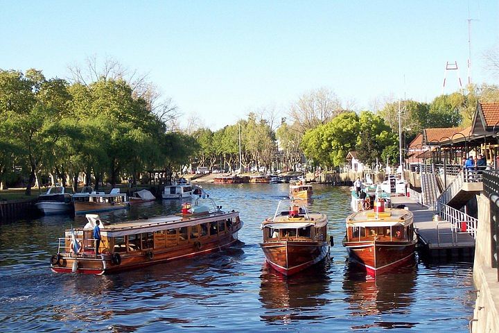 Tigre Delta Premium Boat Tour & Empanadas Experience from Buenos Aires